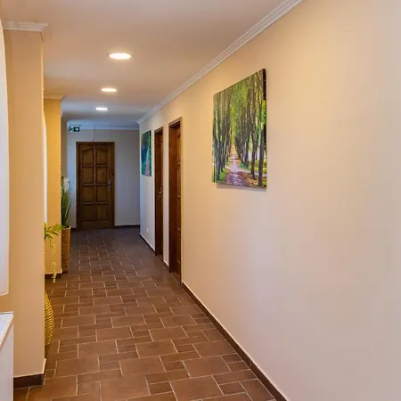 Bed & Breakfast Oereghegyi Bika Panzio