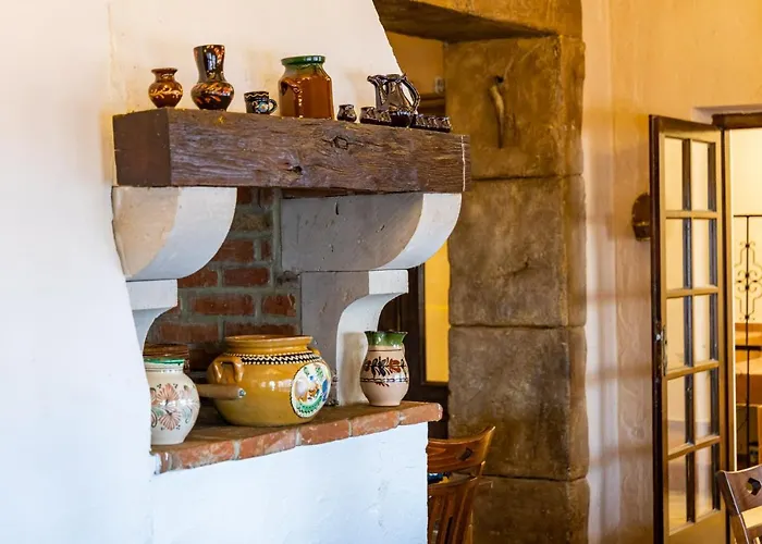 Oereghegyi Bika Panzio Oda ve Kahvaltı İstolni Belgrad